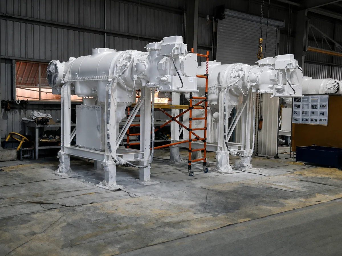 Gas-Insulated Switchgear Blast & Paint