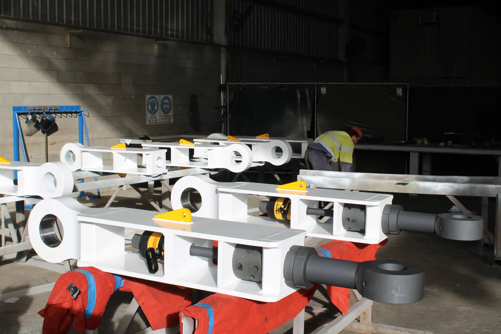 MEA IBS tensioner installed on a dragline boom at Dawson Mine