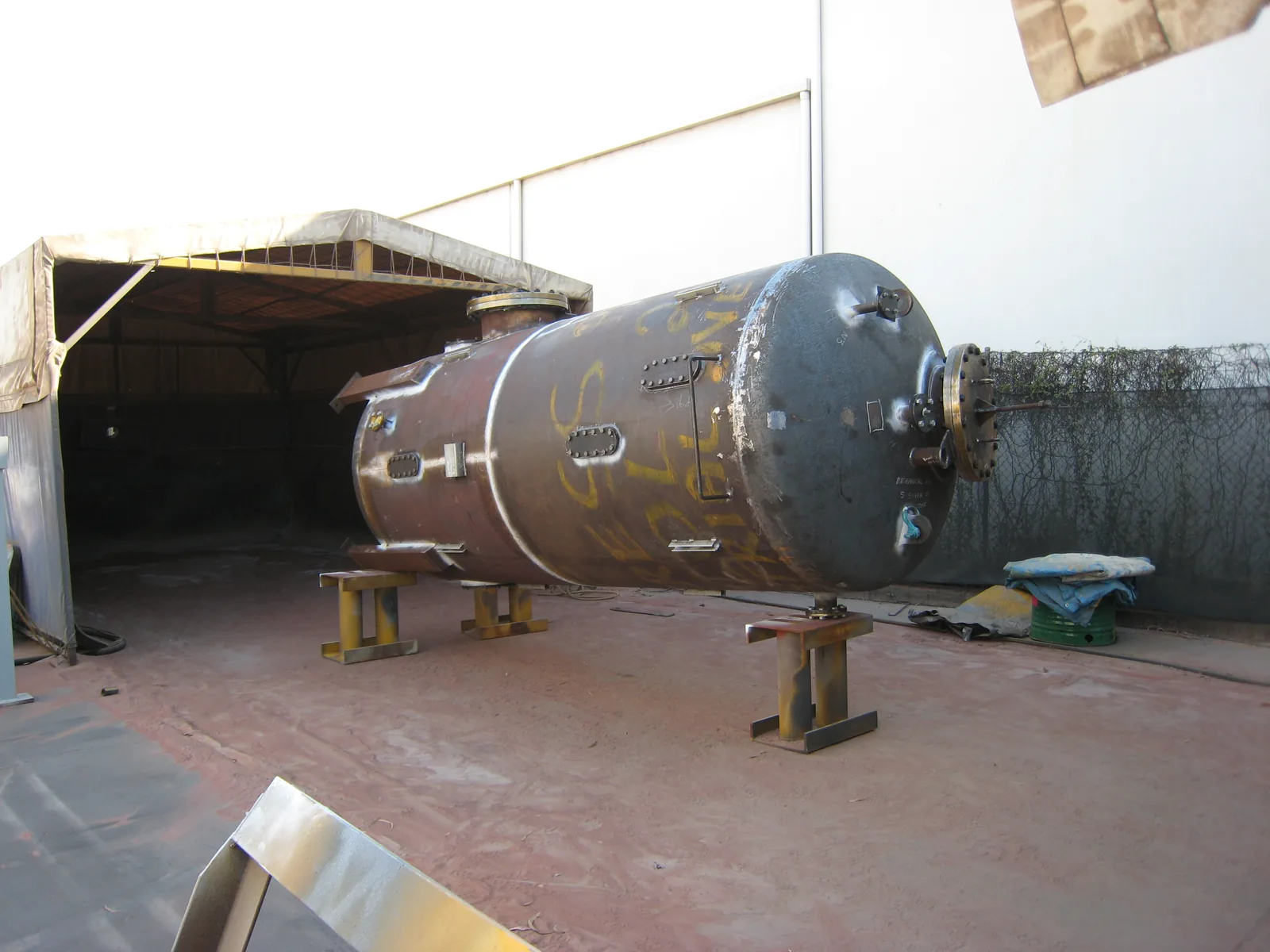 Anion Pressure Vessel, photo 1